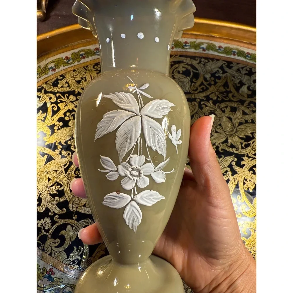 Vintage Hand-Painted Floral Glass Vase:‎ Tan Bristol Style, 7.5